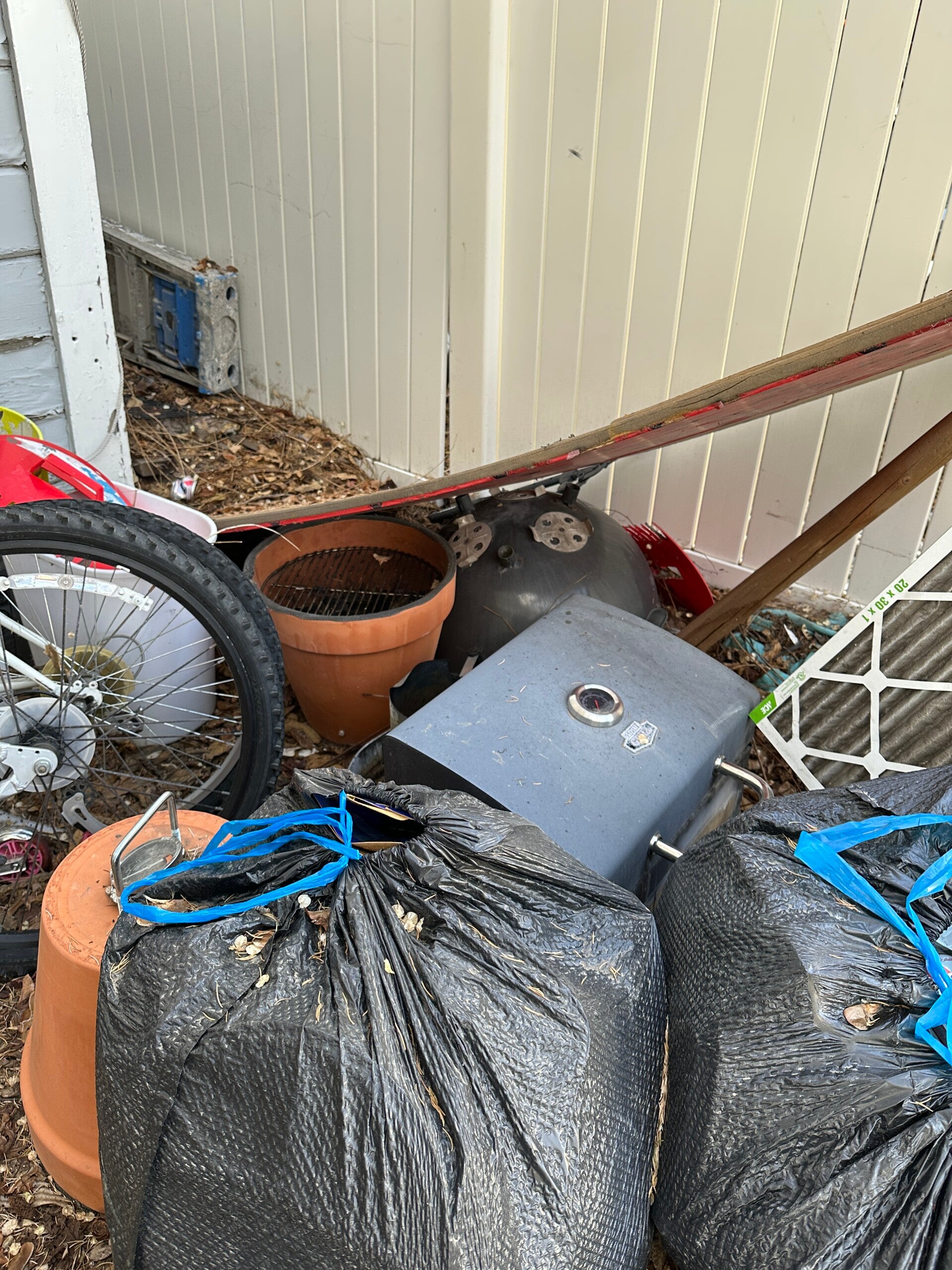 Cluttered space before junk cleanout in Reno, NV